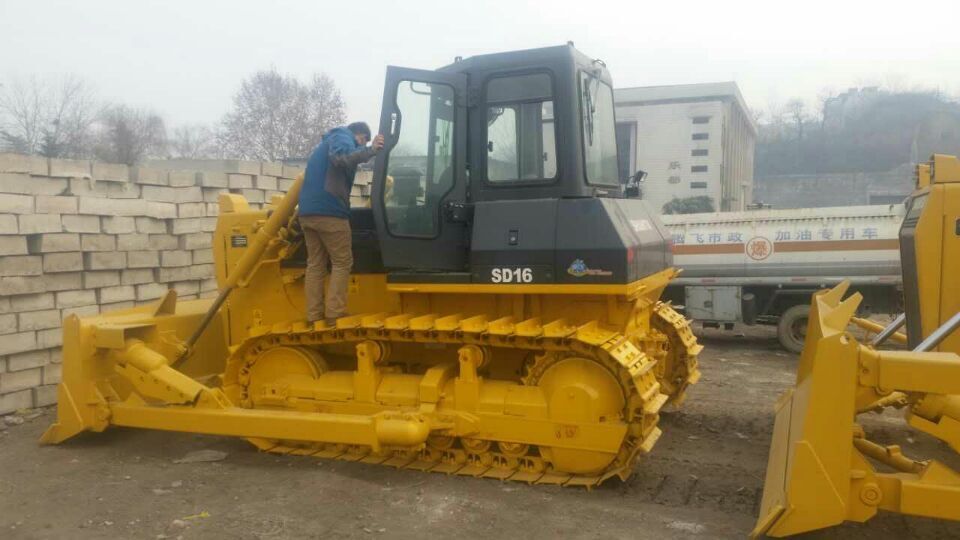 河南山推16推土機(jī)